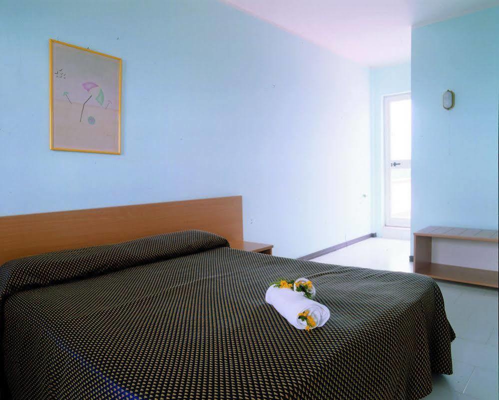 Villaggio Hotel Ripa Rodi Garganico Buitenkant foto